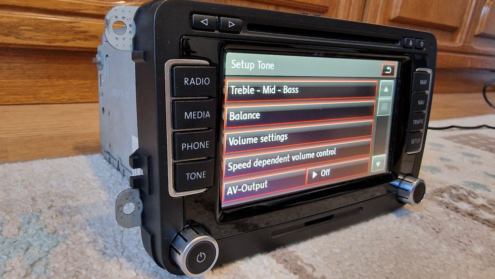 Navigatie VW RNS 510 LED + Cod Pin !