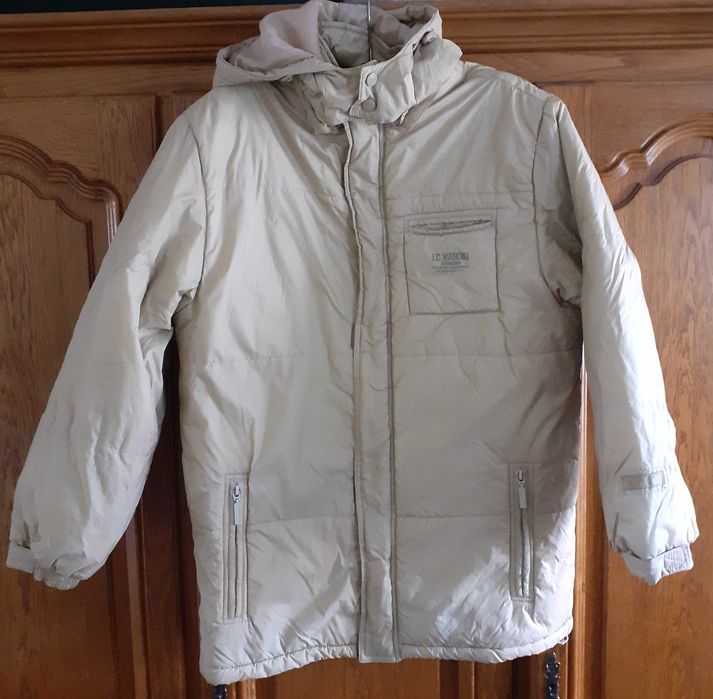 Geaca WAIKIKI (varsta 14 ani/inaltime 164 cm) noua