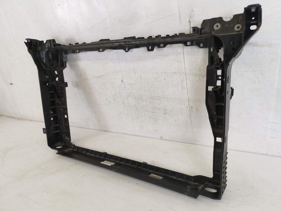 Предна траверса / Предна греда Фолксваген / Volkswagen VW Polo 6 AW/BZ