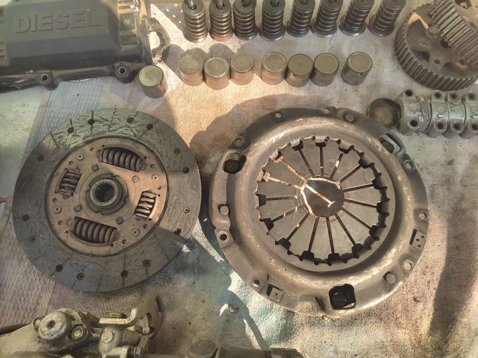 Мазда дизел RF2 запчастла