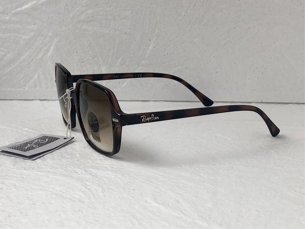 ray ban Дамски слънчеви очила квадратни 2 цвята