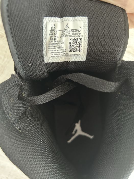 Jordan 1 mid black white olive 42 originali