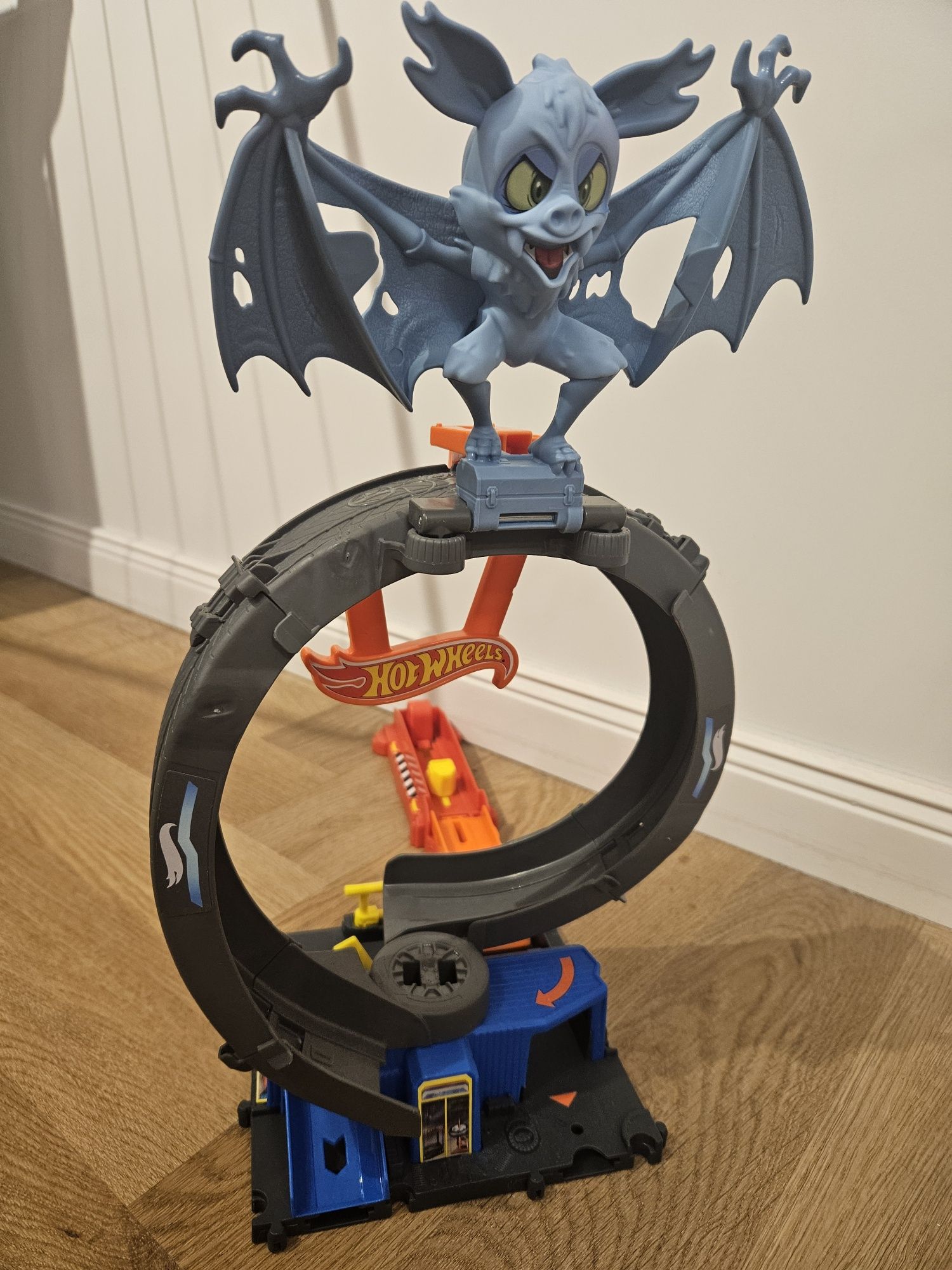 Hot Wheels 2 писти