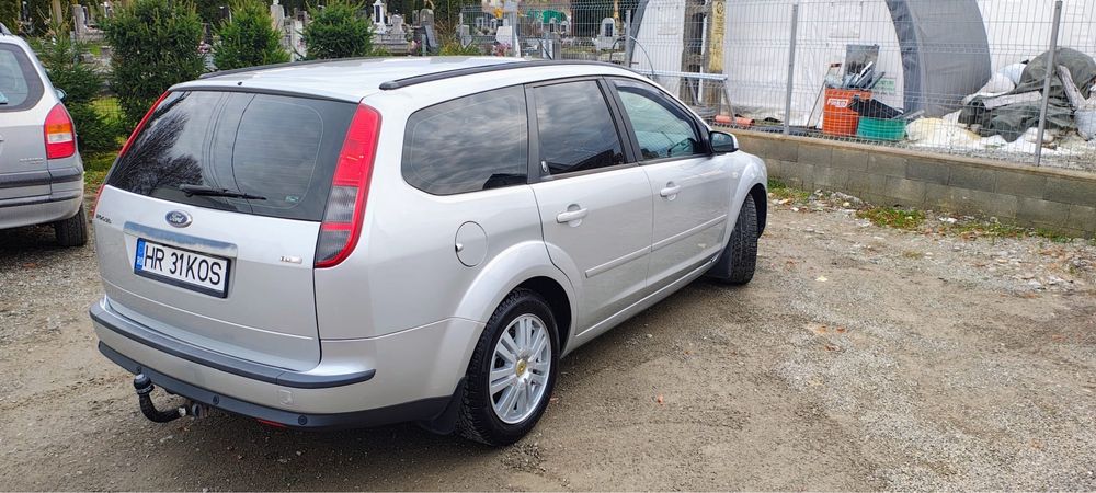 Ford Focus 2009 • 1.6 TDI • Ghia • Stare impecabilă • 181.000 km