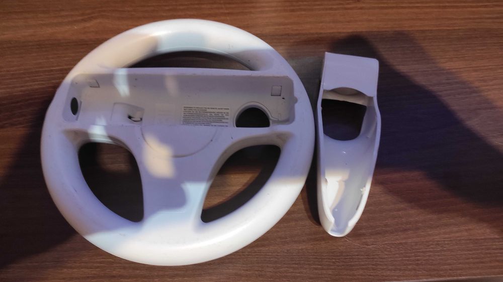 accesorii consola wii volan si suport nunchuk