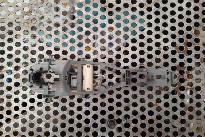 Maner deschidere din interior usa dreapta Volkswagen VW Golf 5 [2003