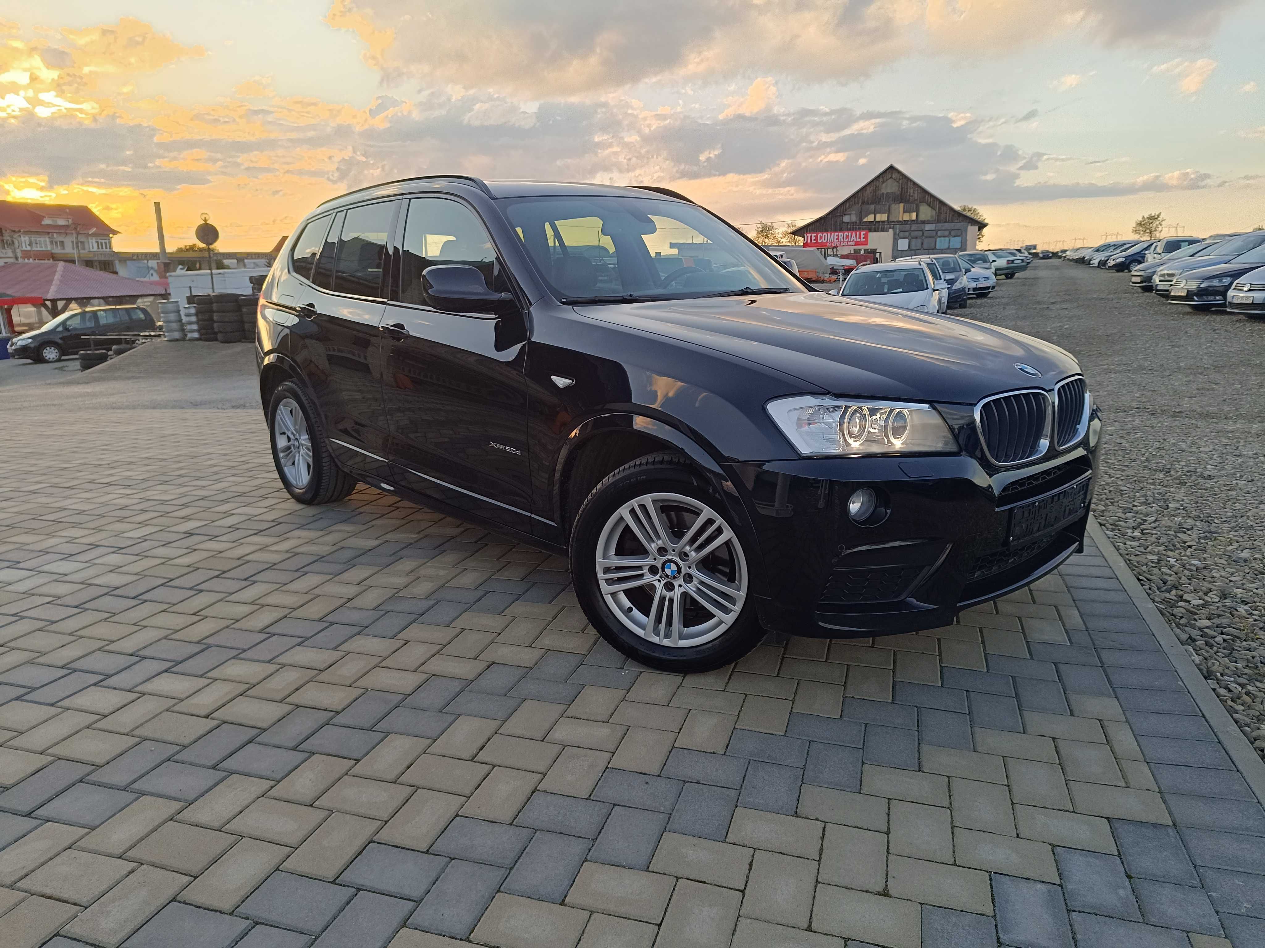 BMW X3 M-Packet / 2.0 x-drive 184 cp / 2014 / euro 5 / navi / piele