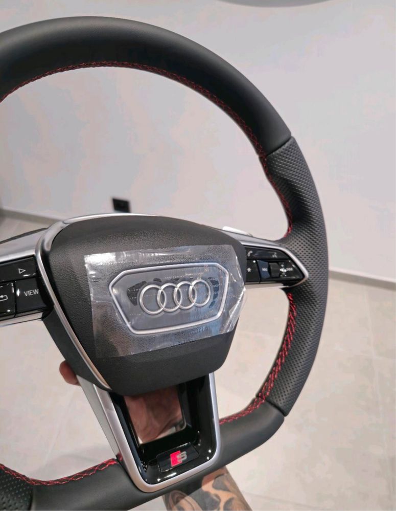 НОВ оригинален спортен Audi A6 A7 C8 airbag волан след 2018 червен шев