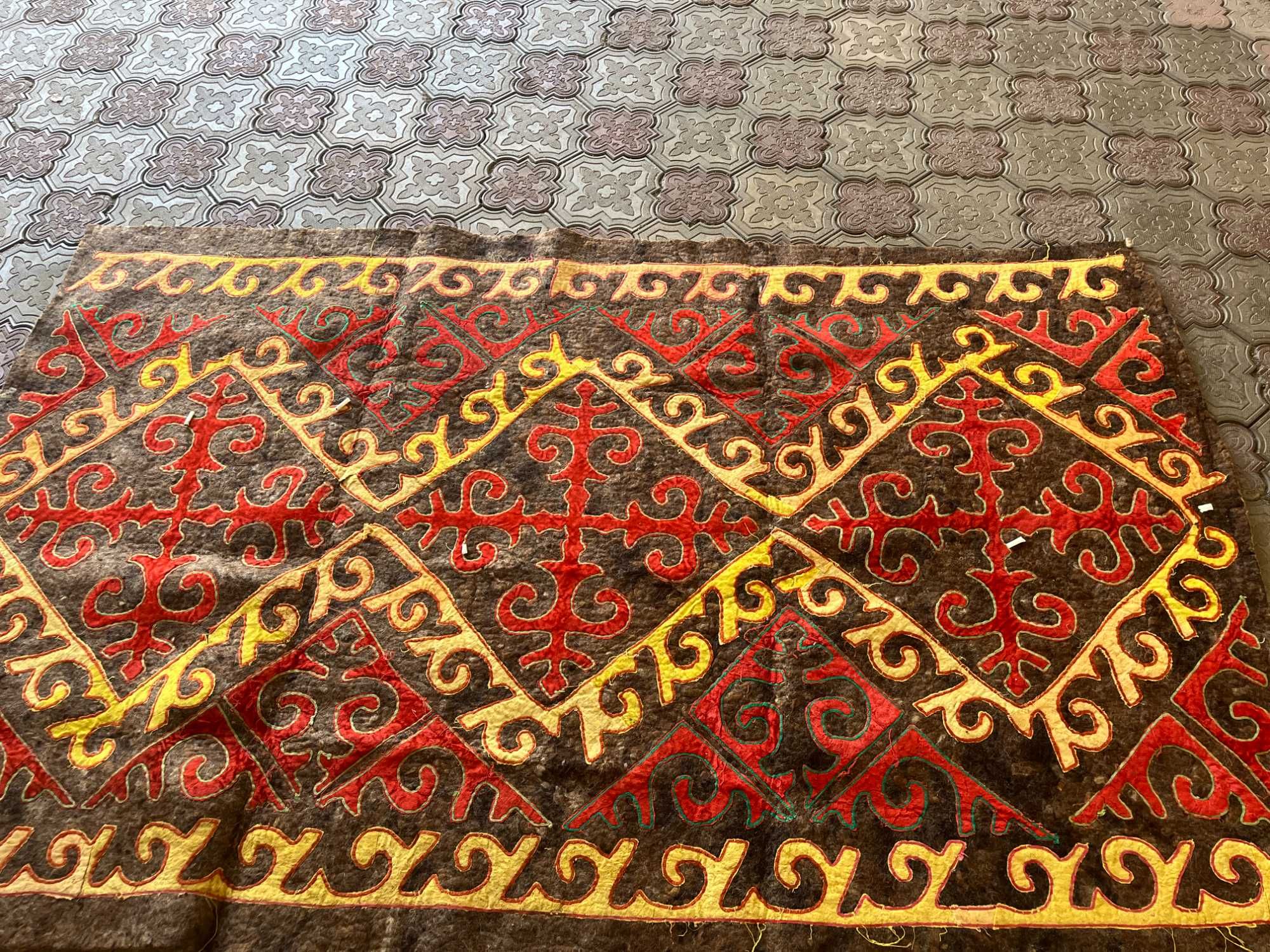 киіз, ковер 1*80,1*60