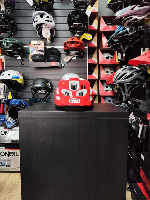 Casca Altec Helmet RED L/XL in stoc la Est Bike Funky Sports