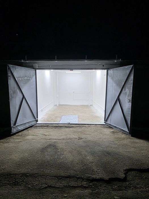 Здам в Аденду Гараж