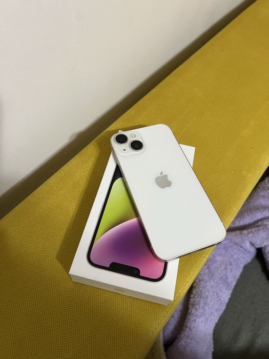 Vand Iphone 14 alb