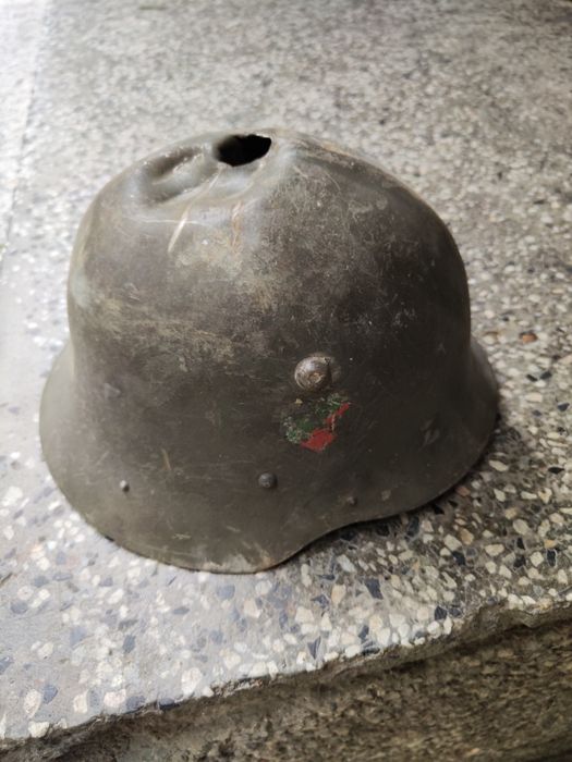 Стара военна каска