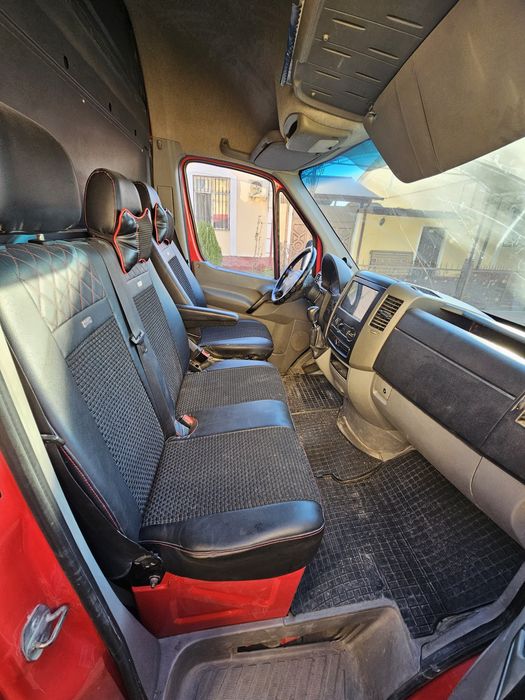 Mercedes sprinter Max zudlik bilan sotiladi.