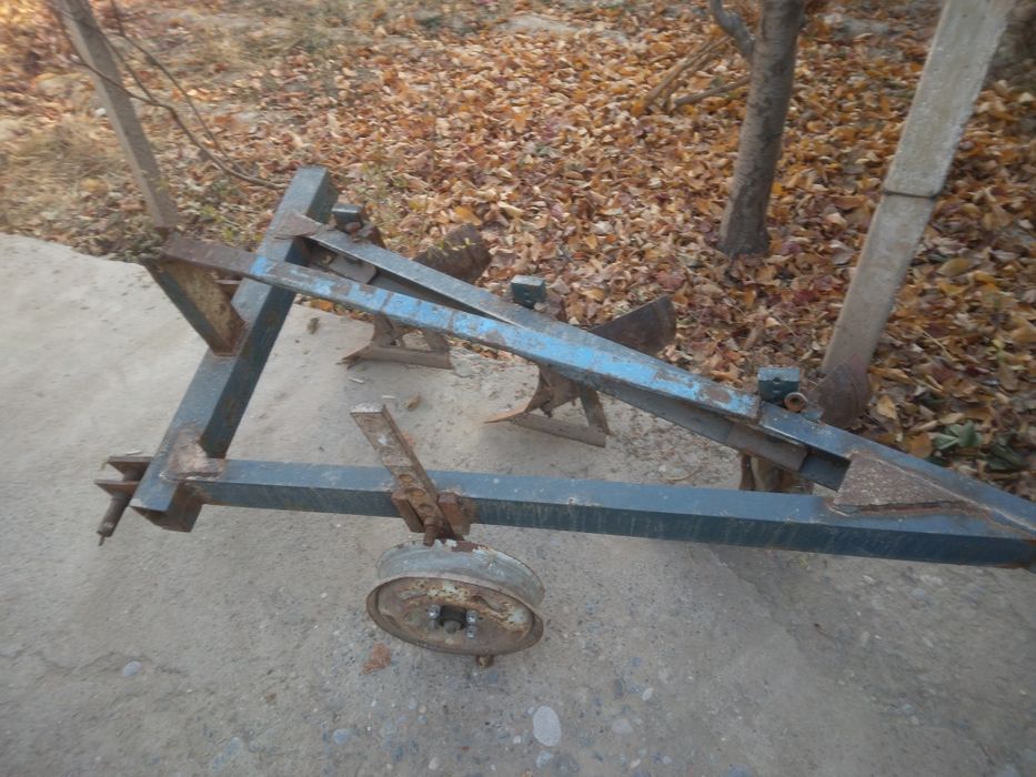 Тирактор кулда ясалган