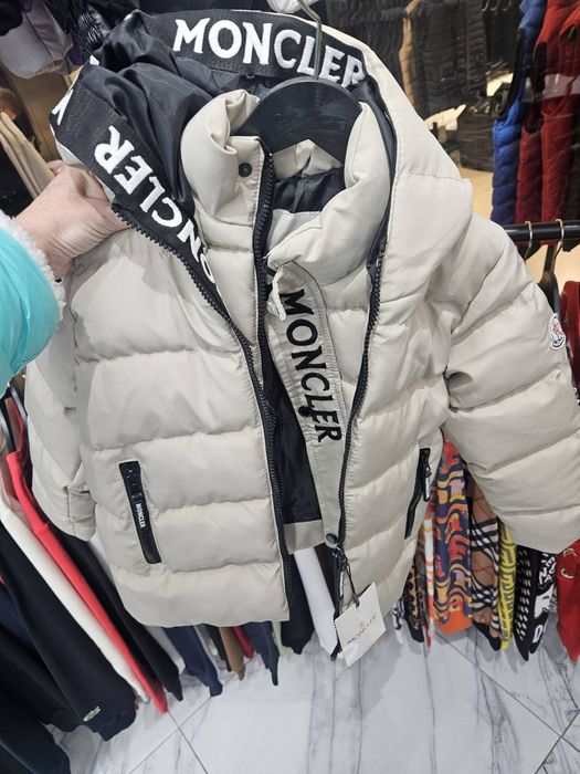 MONCLER Естествен гъши пух