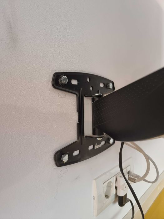 Suport TV 360 mobil, de perete, Hama FULLMOTION, 142 cm