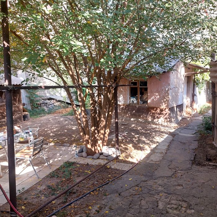 Продаётся участок в центре