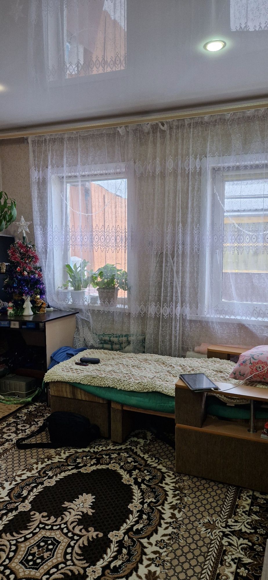 Продам часть дома, р-н.Аквапарк"Нептун"28кв,м.с центральным отоплением