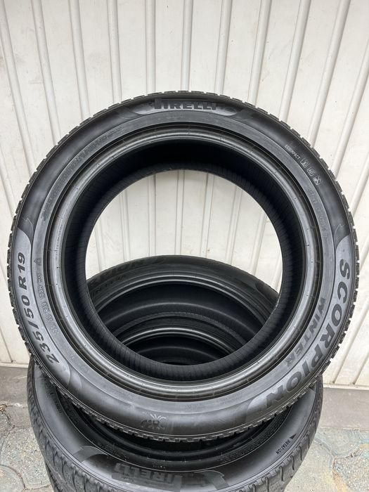 4 anvelope iarna 235/50 R19, Pirelli, 5-5.5mm profil ramas! DOT 2021!