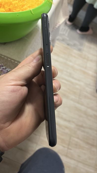 Samsung galaxy A13 128GB  4gb ram