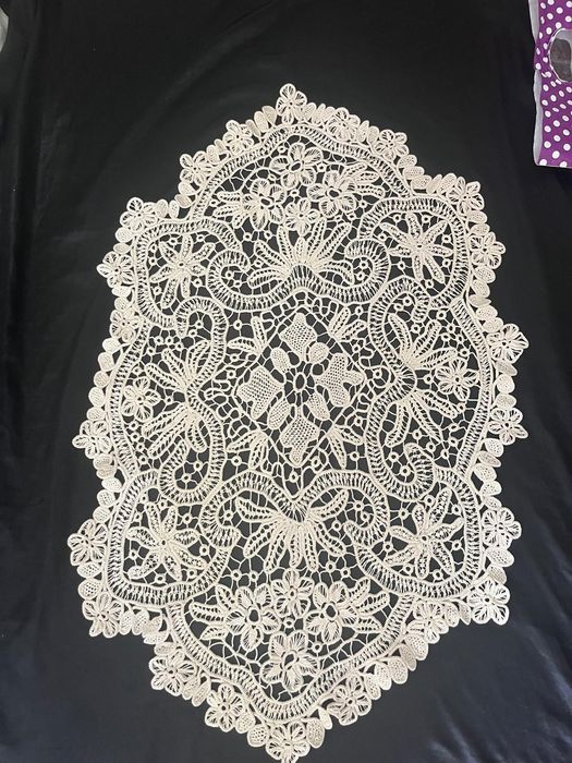 fata de masa macrame
