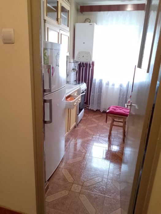 Inchiriez ap 2 camere DECOMANDATE Piata Rahovei