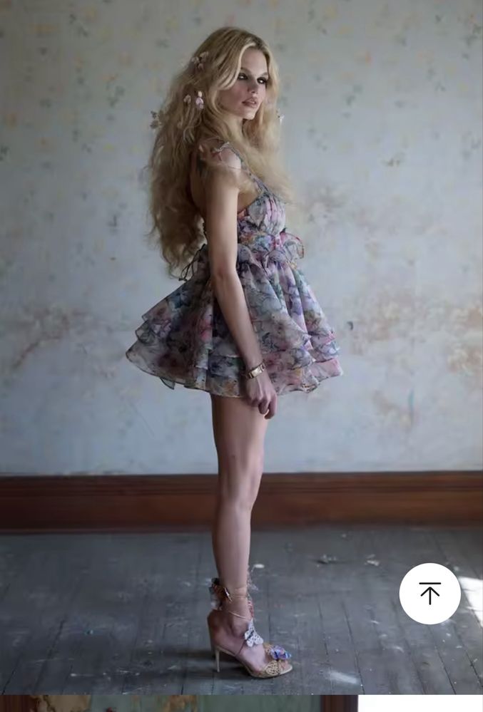 LBD кукленска рокля