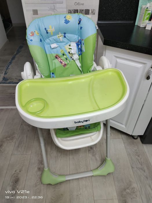 Продам стульчик для кормления