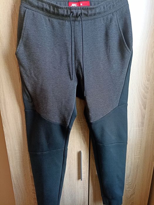 Nike Tech fleece долнища