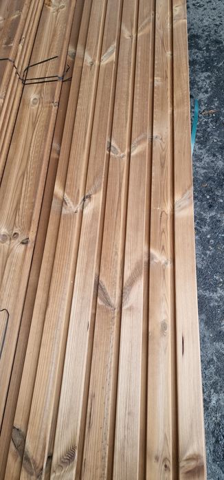 Riflaj din pin nordic termotratat 3d