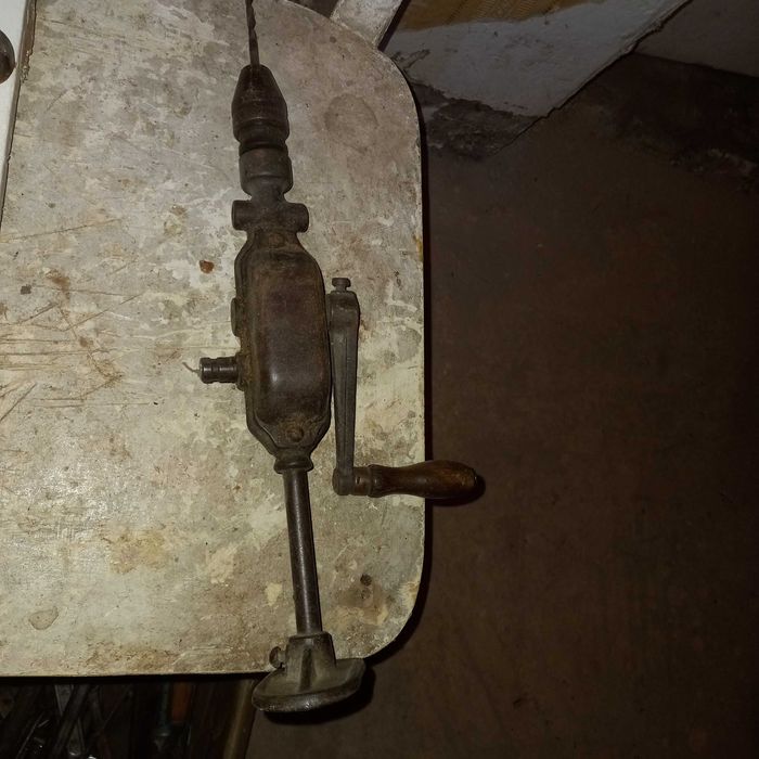 Стара ръчна дрелка