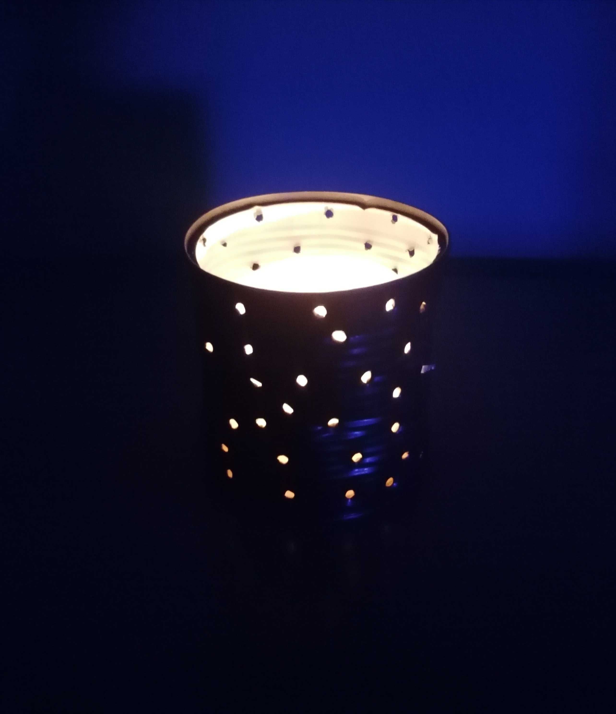 Ароматна свещ в консерва candles