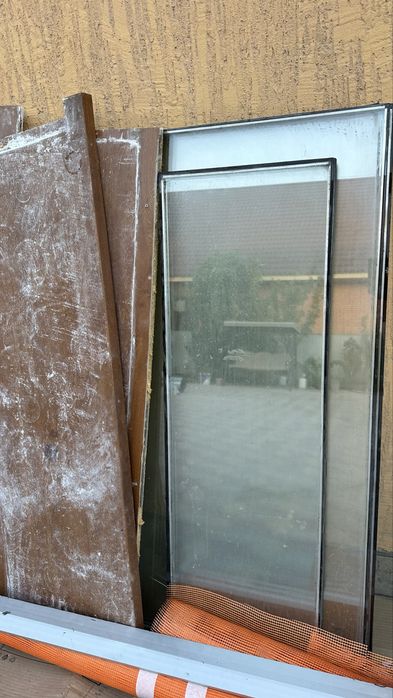 Б/у Окна рамы в хорошем состоянии цена договорная.