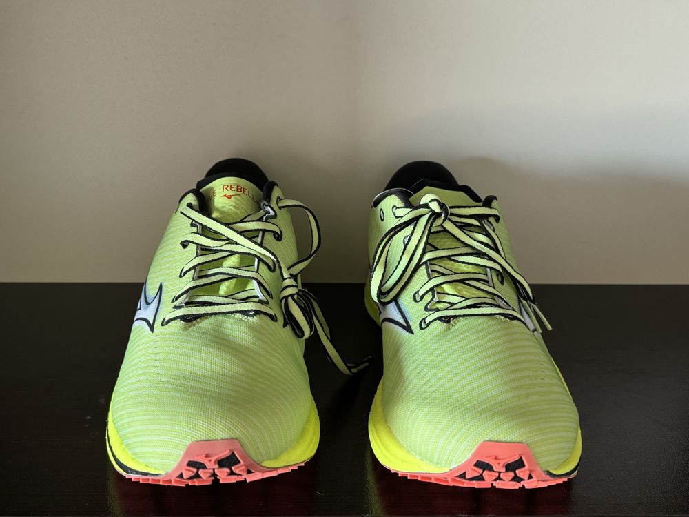Mizuno Wave Rebellion Налични 44.5н 29см/46н 30см Стелка