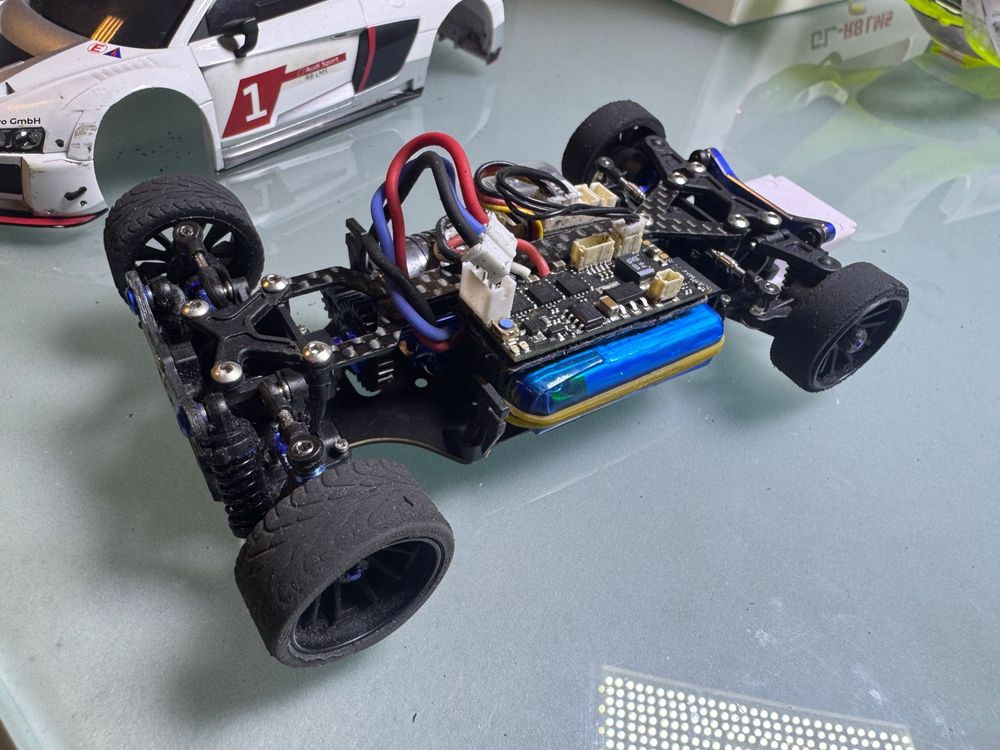 Automodel scara 1/27 glr ca miniz