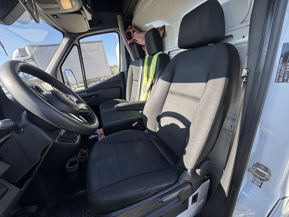 Predare leasing Mercedes-benz sprinter 316 cub de 10 paleti