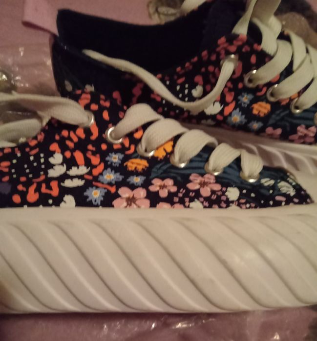 Tenesi Talpa groasa ,Dama Marime 37 Nou