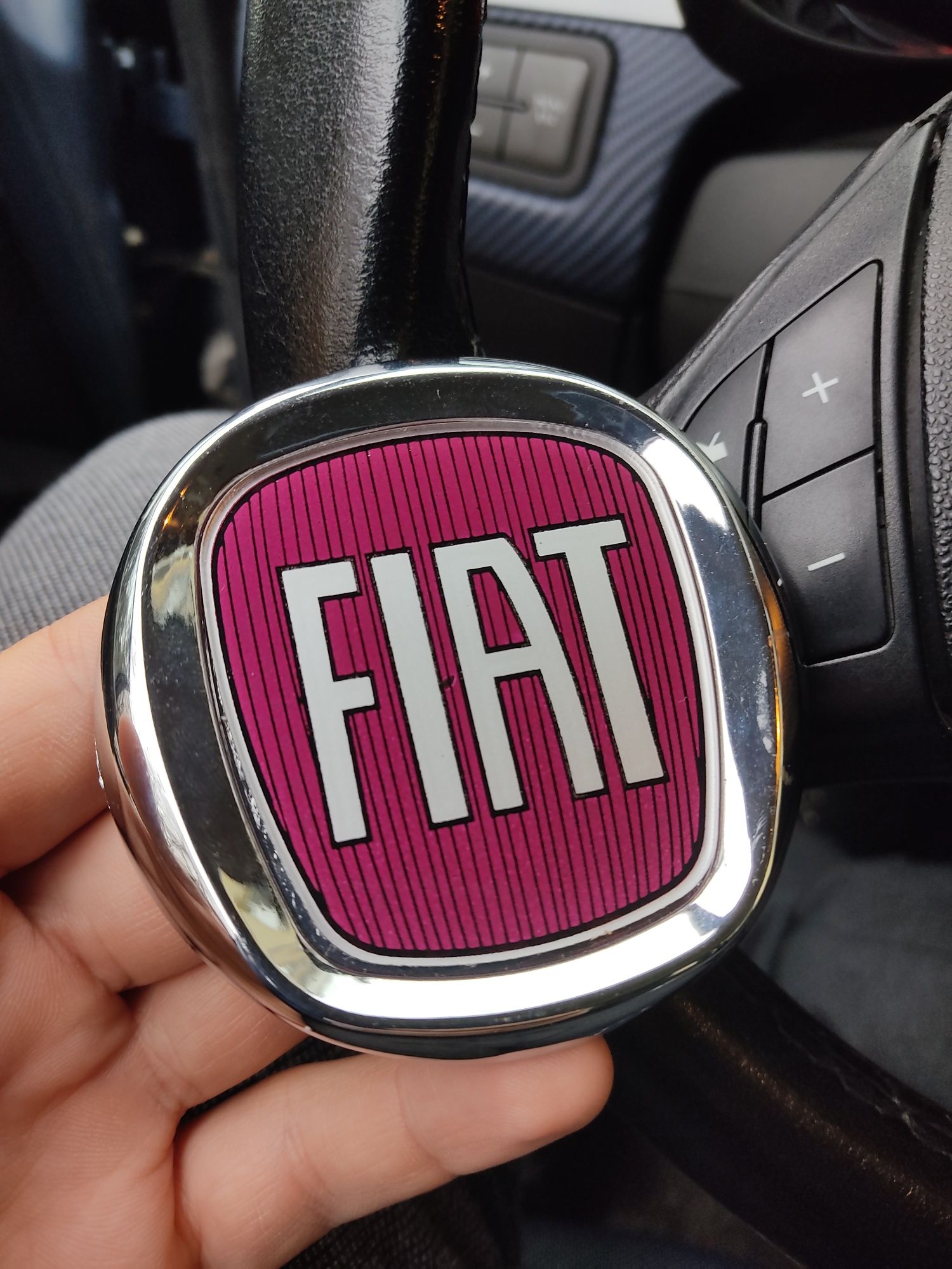 емблема за fiat 85 мм