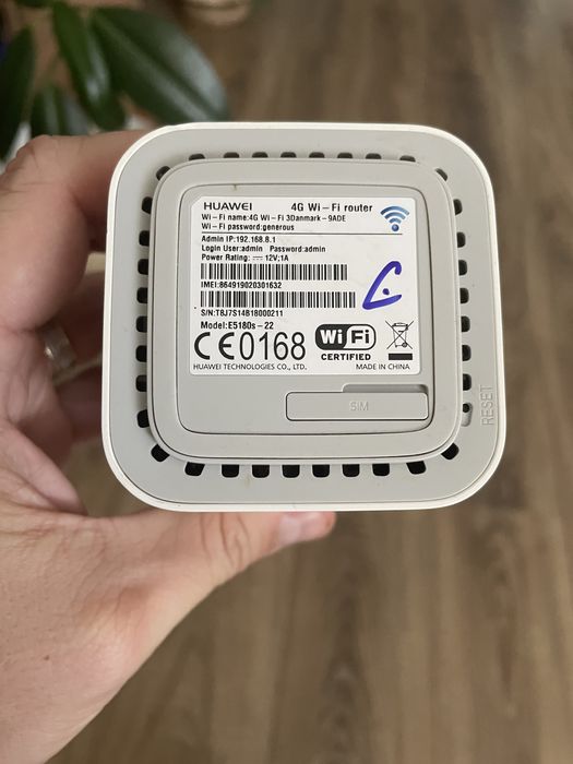 Router Wireless Huawei E5180 cube, cu SIM/cartela