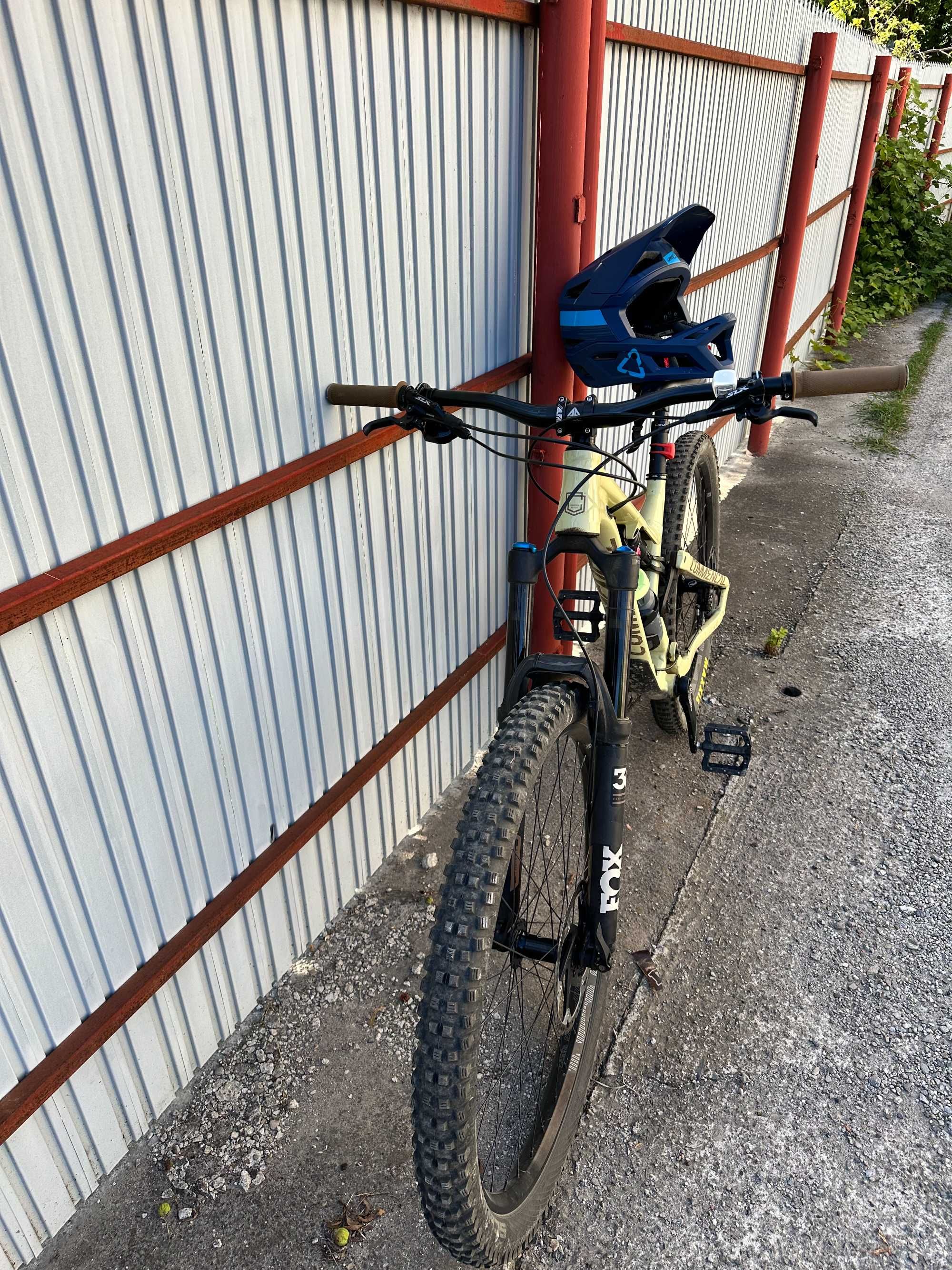 Commencal Meta AM Foxy Sand M 29