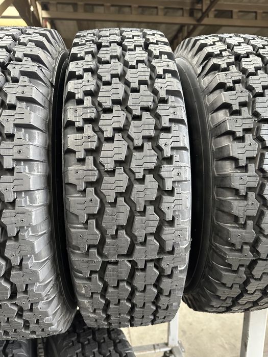 Anvelope M+S 235/75 R15 Off Road