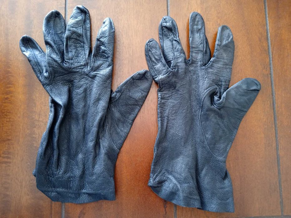 Дамски ръкавици.Естествена фина кожа,без подплата,,Noir,,Размер XS