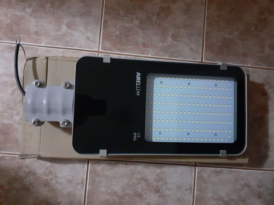 Strung freza cnc ax divizor led 30 w arelux lampa stradala schimb