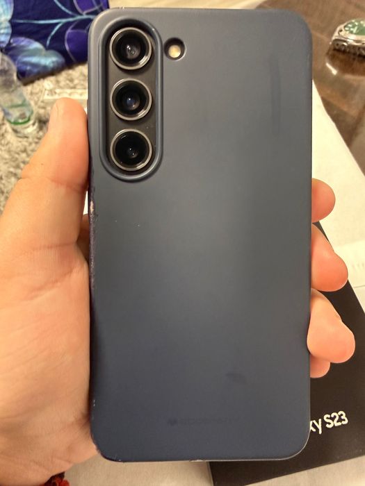 Vând Samsung Galaxy S 23 de 235 GB