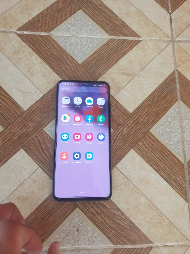 S20+5g sotiladi ..