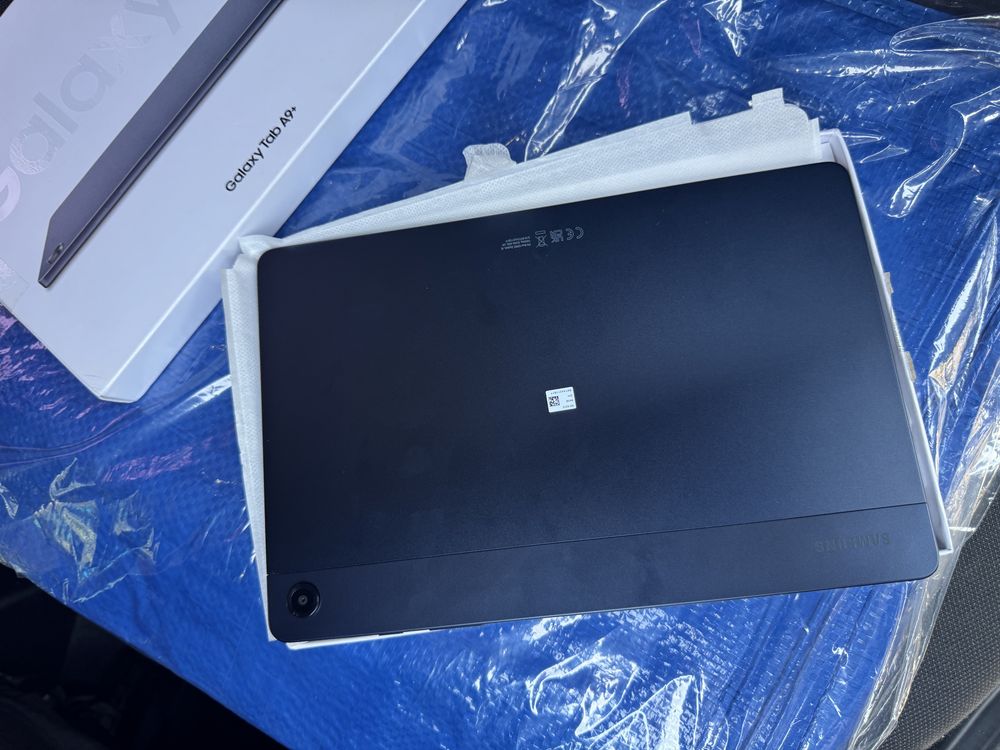 Samsung Galaxy tab a9+ Noua