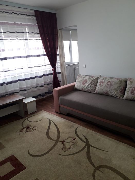 Garsoniera de închiriat