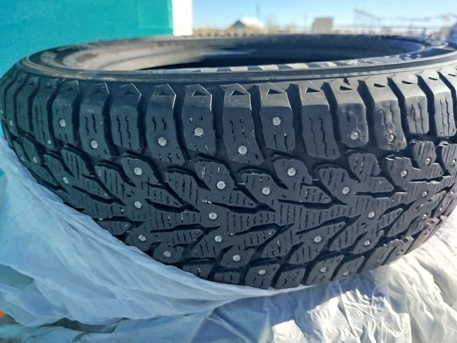 Продам шины зимние