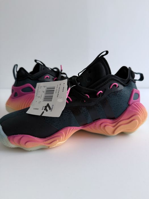 Adidas marimea 37 1/3 noi, originali